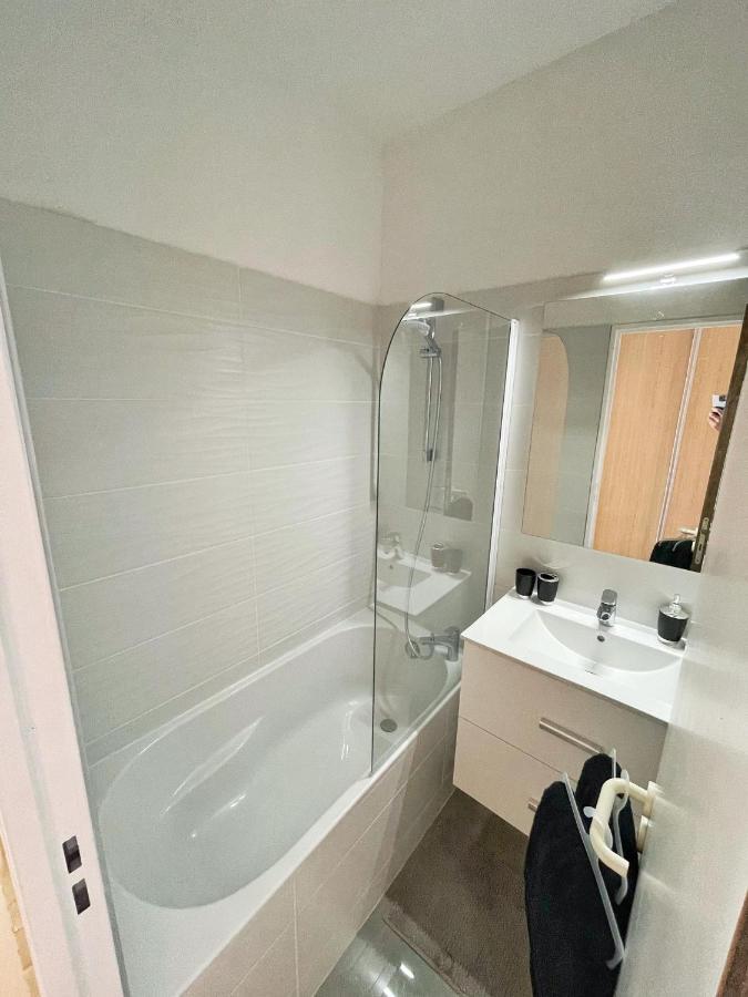 Appartamento #902 Marina Riviera Bay - Marina Baie Des Anges Villeneuve-Loubet Esterno foto